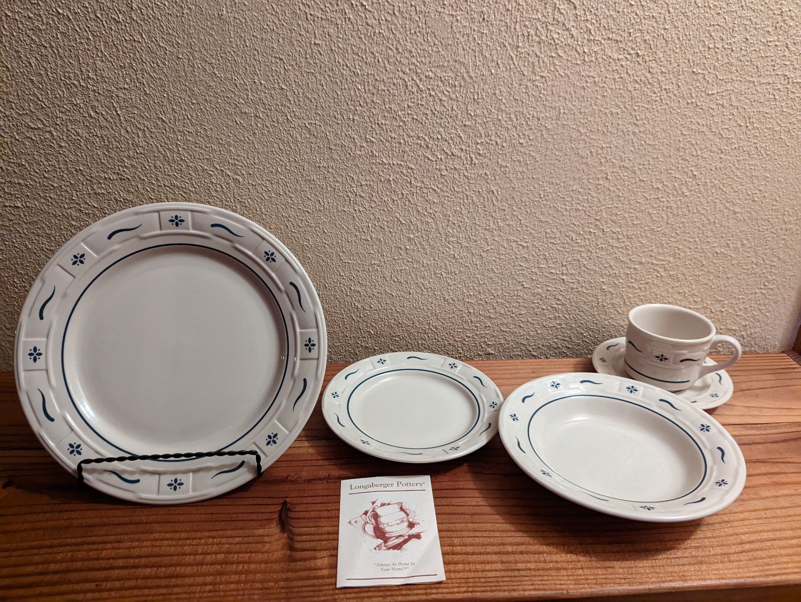 Longaberger Five Piece Place Setting Blue