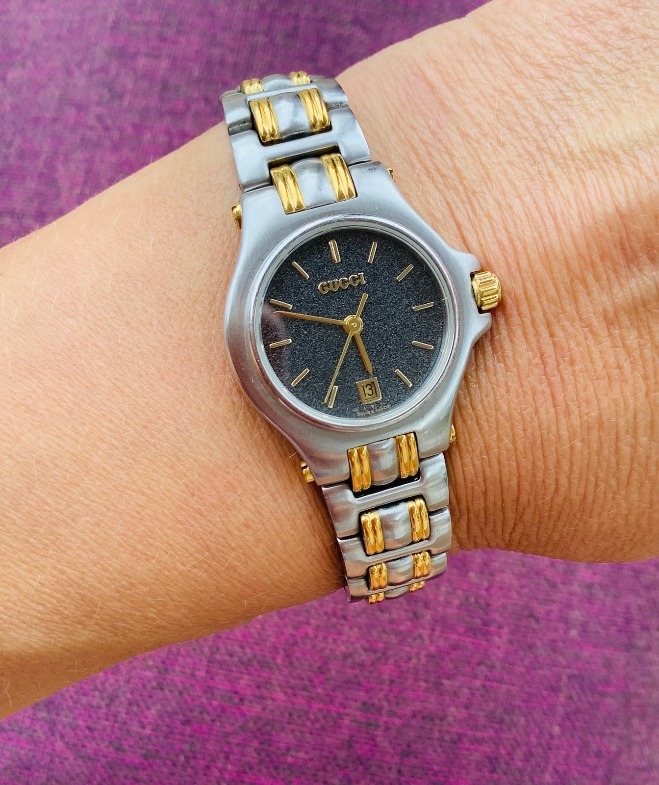 Beautiful AUTHENTIC GUCCI stainless steel watch