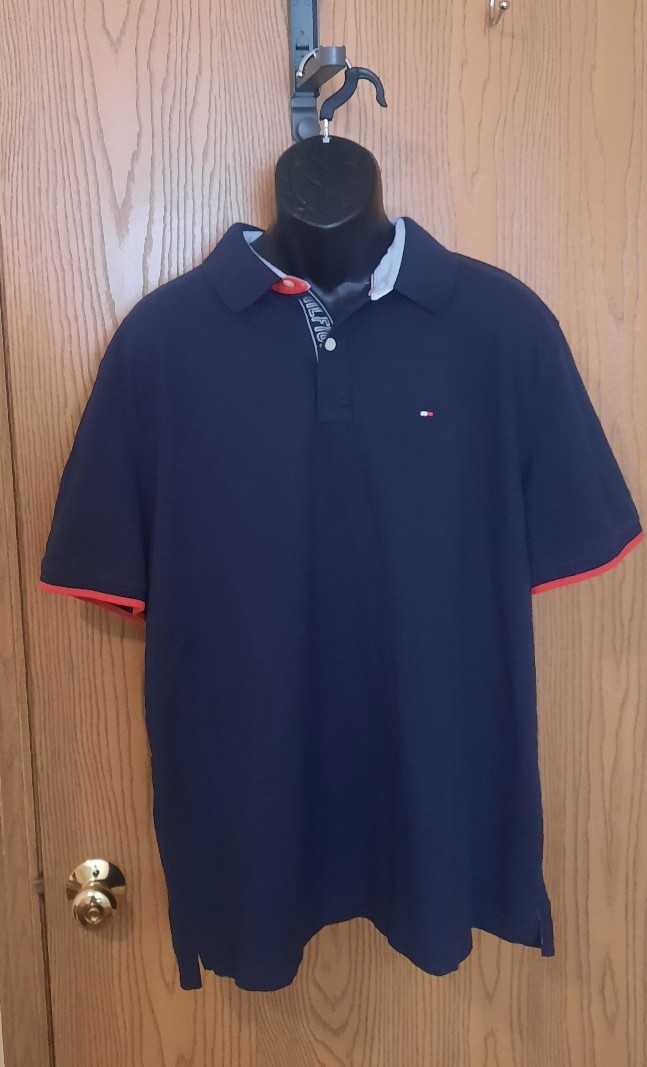 Tommy Hilfiger Mens Blue Polo Shirt Woth Lettering On Collar Size 2XL