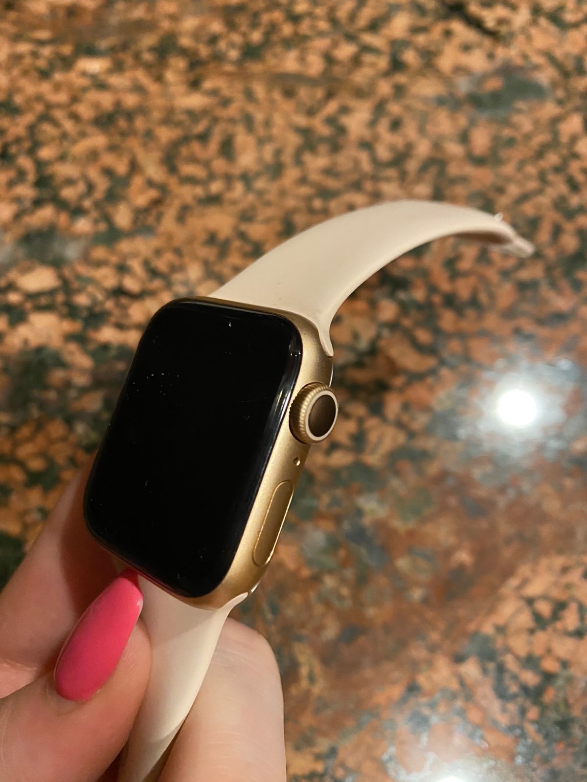 Apple Watch Series 5 40mm rose gold