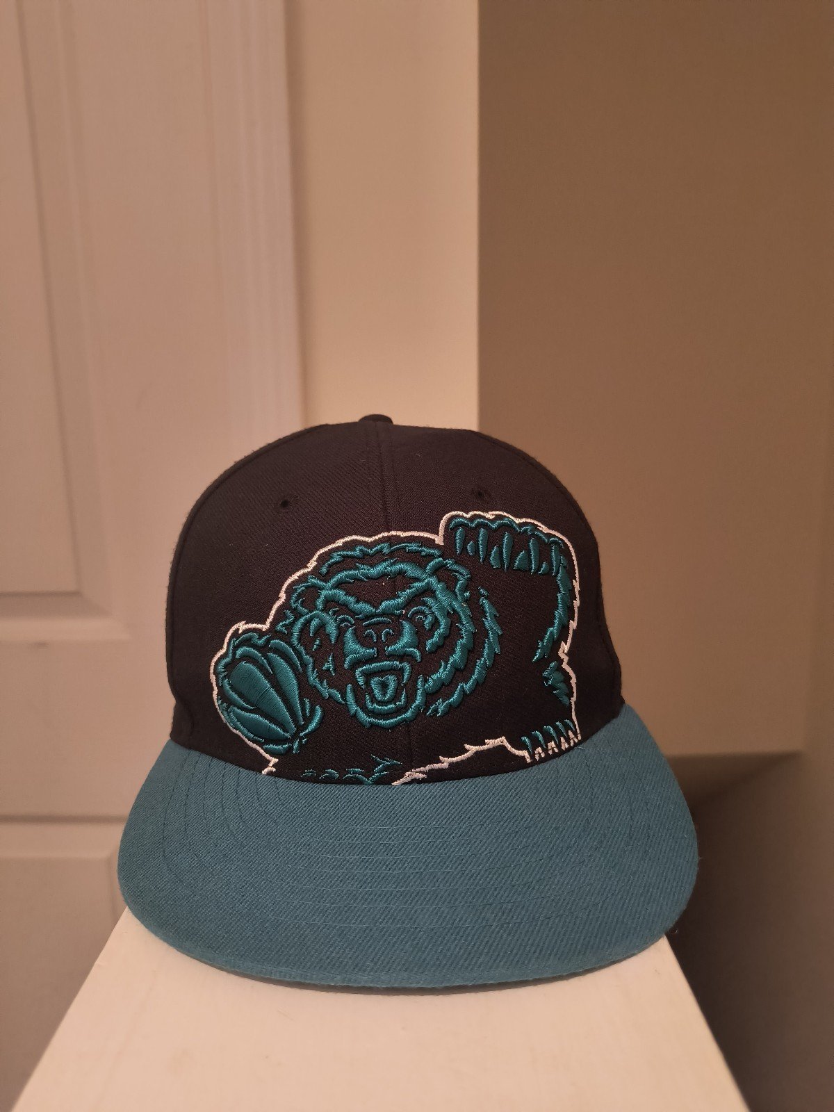 Vancouver Grizzlies Hollywood Classic 47 Brand Black and Teal Retro Logo Hat