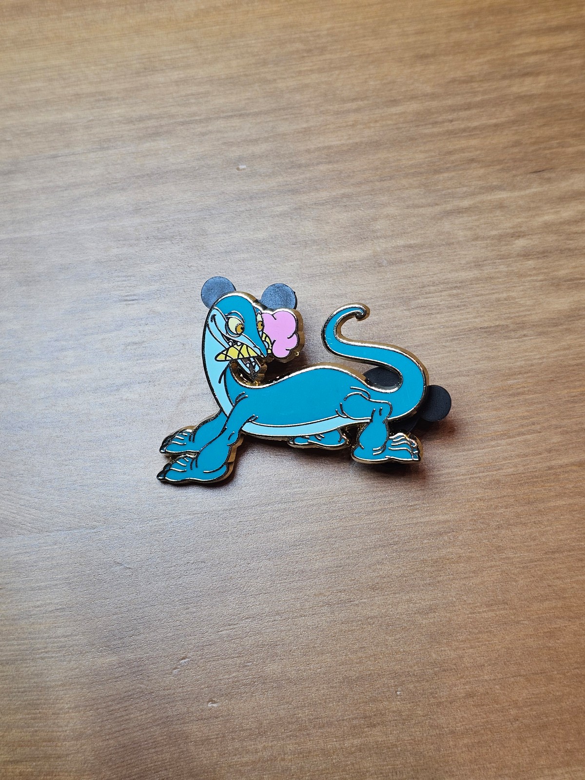 Disney Pin Joanna the Goanna Pin Trader's Delight