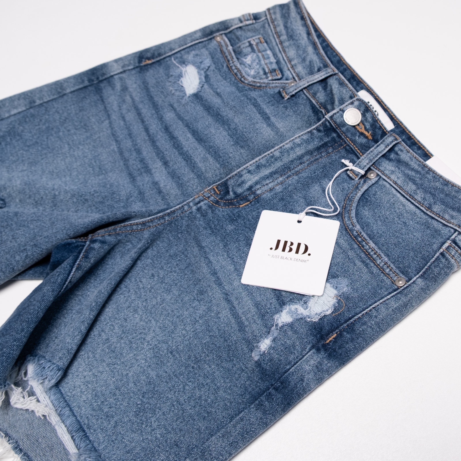 JBD Just Black Weekend High Low Highwaist Distressed Cutoff