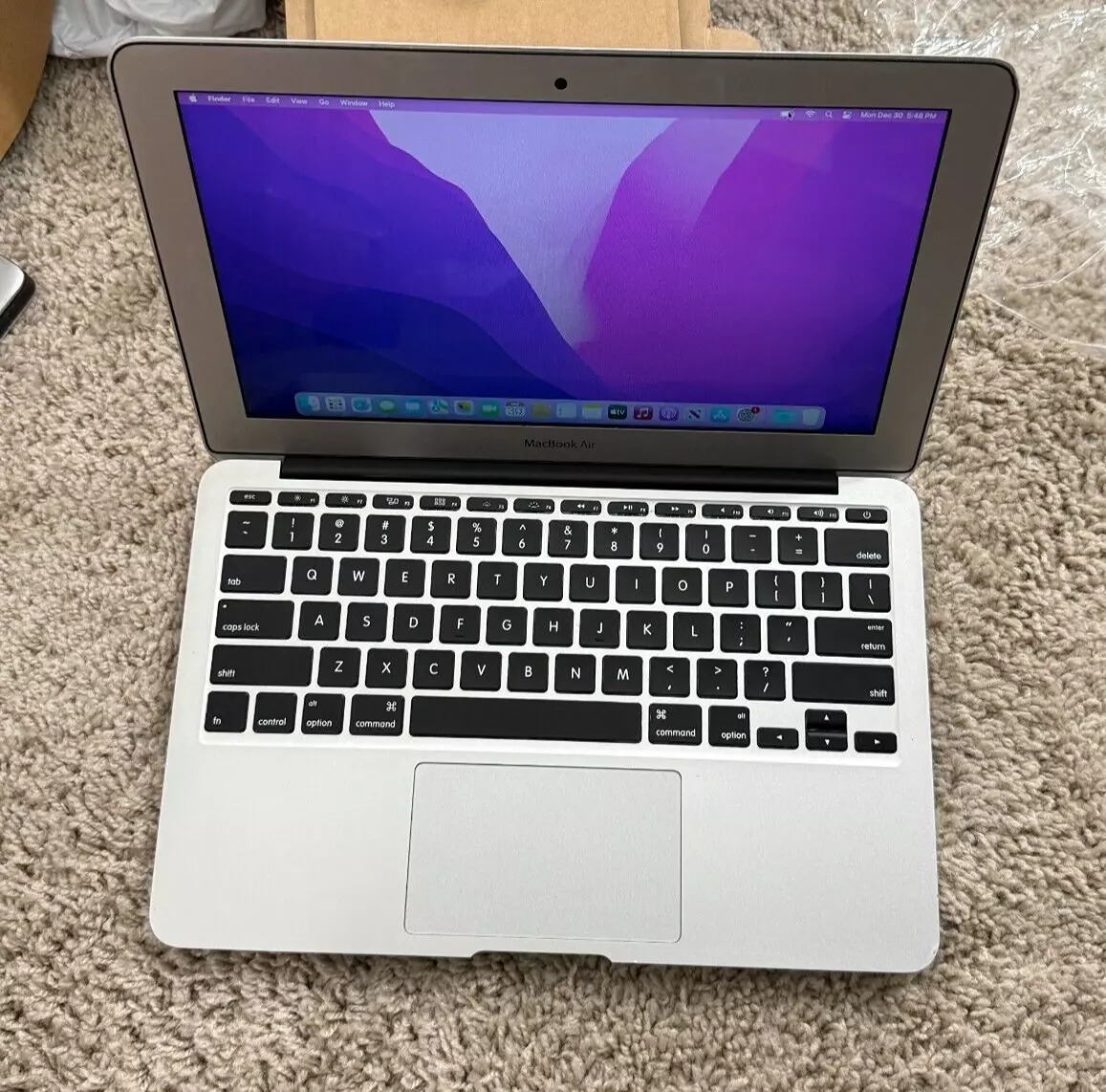 Apple MacBook Air A1465 11.6 128GB SSD Intel Core i5 1.6GHz, 8GB RAM 2015 #0037