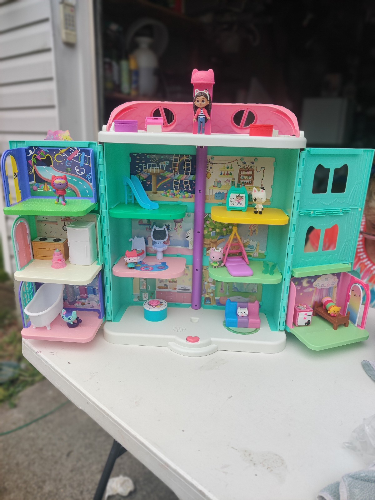 Gabby's doll house playset