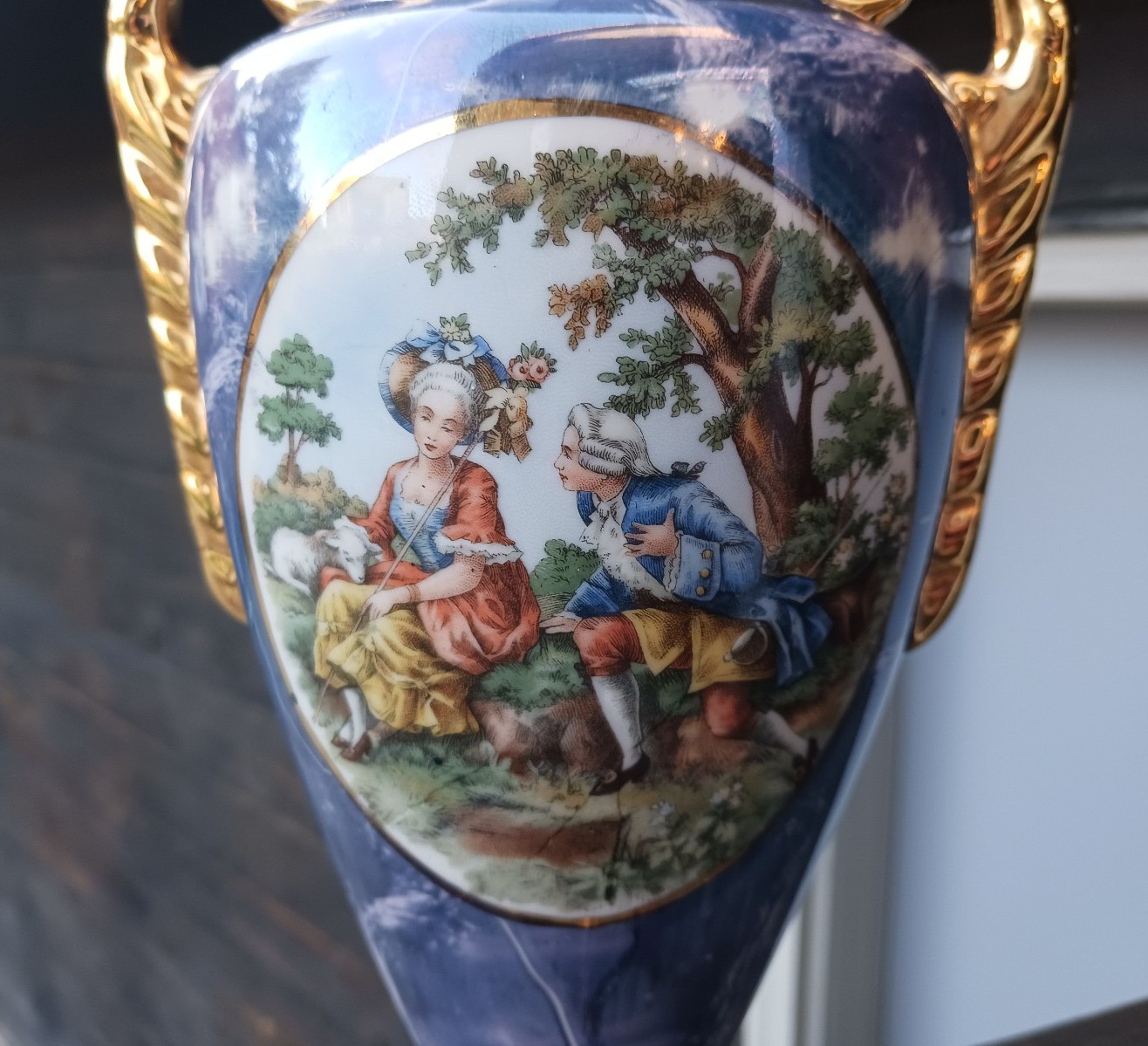 Mid Century Vintage Victorian Lamp Base Beautiful Ceramic or Porcelain