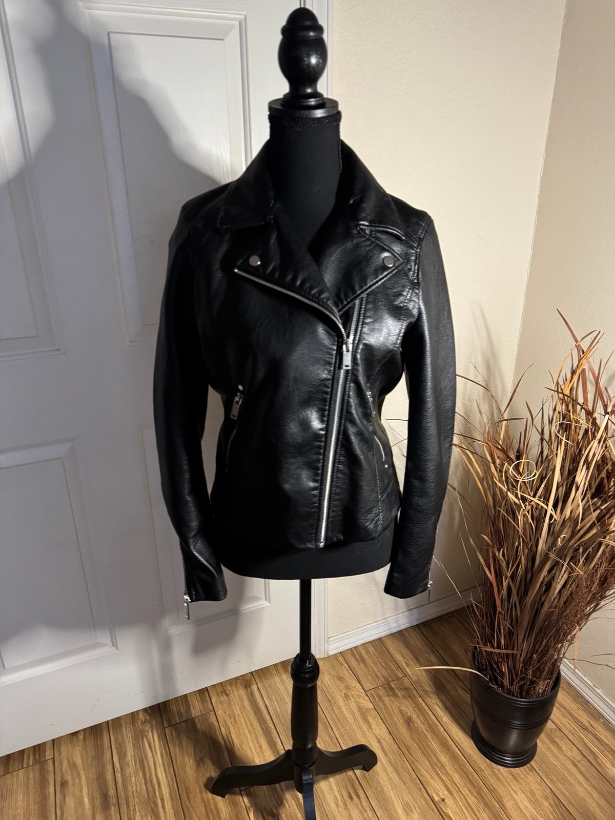 Faux Leather H&M brand women's biker black, small jacket