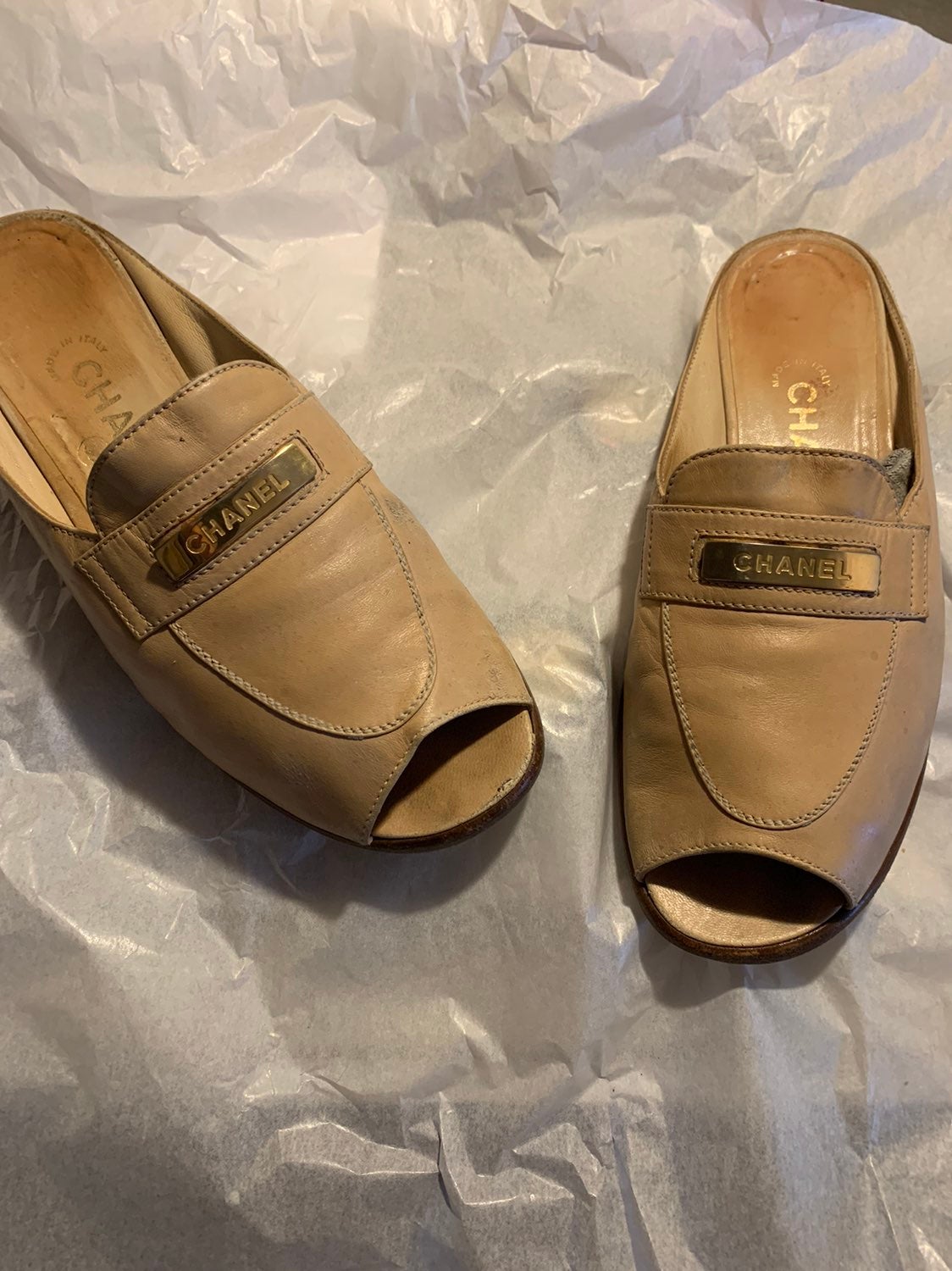 CHANEL Peep Toe Mules/Slides with LOGO 38