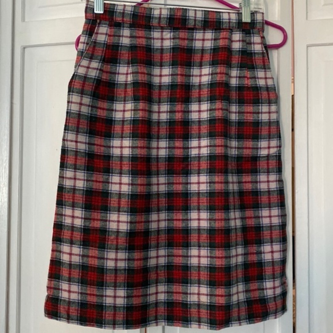Vintage wool plaid skirt Size S