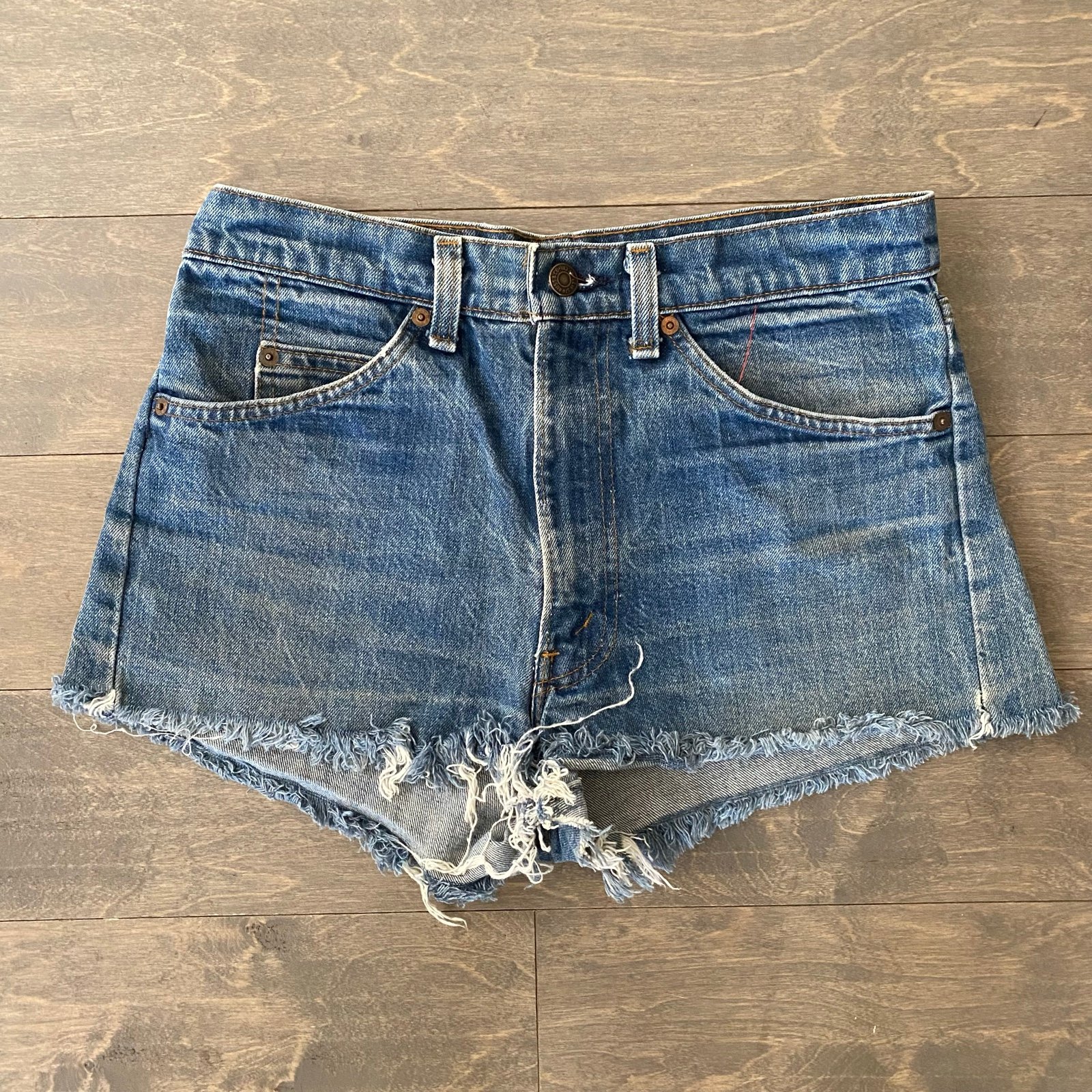 Vintage 90’s Levi’s 505 Orange Tab Cutoff Shorts