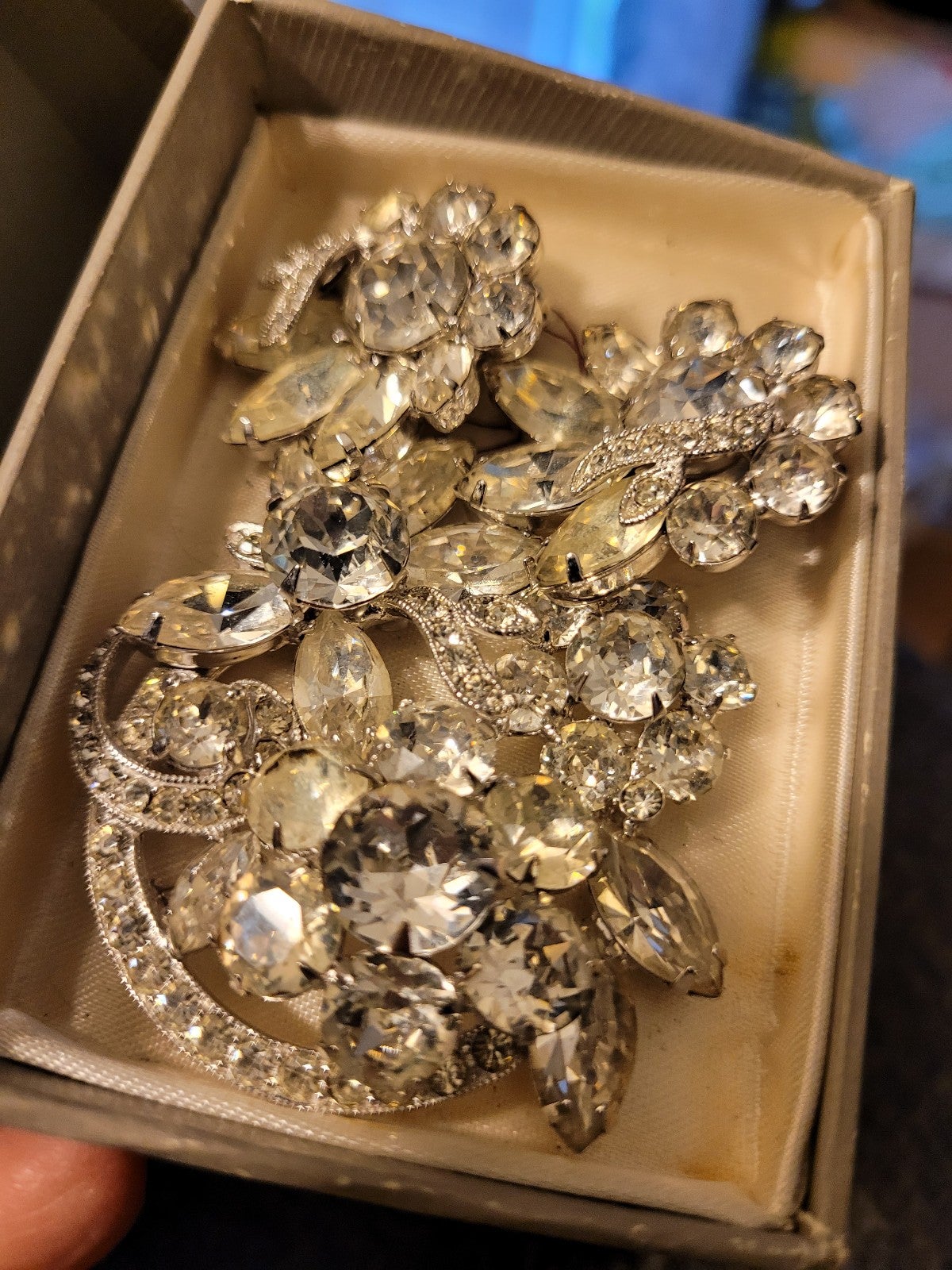 Eisenberg Ice Vintage Jewelry Set & Original Box Rhinestone Brooch Clip Earrings