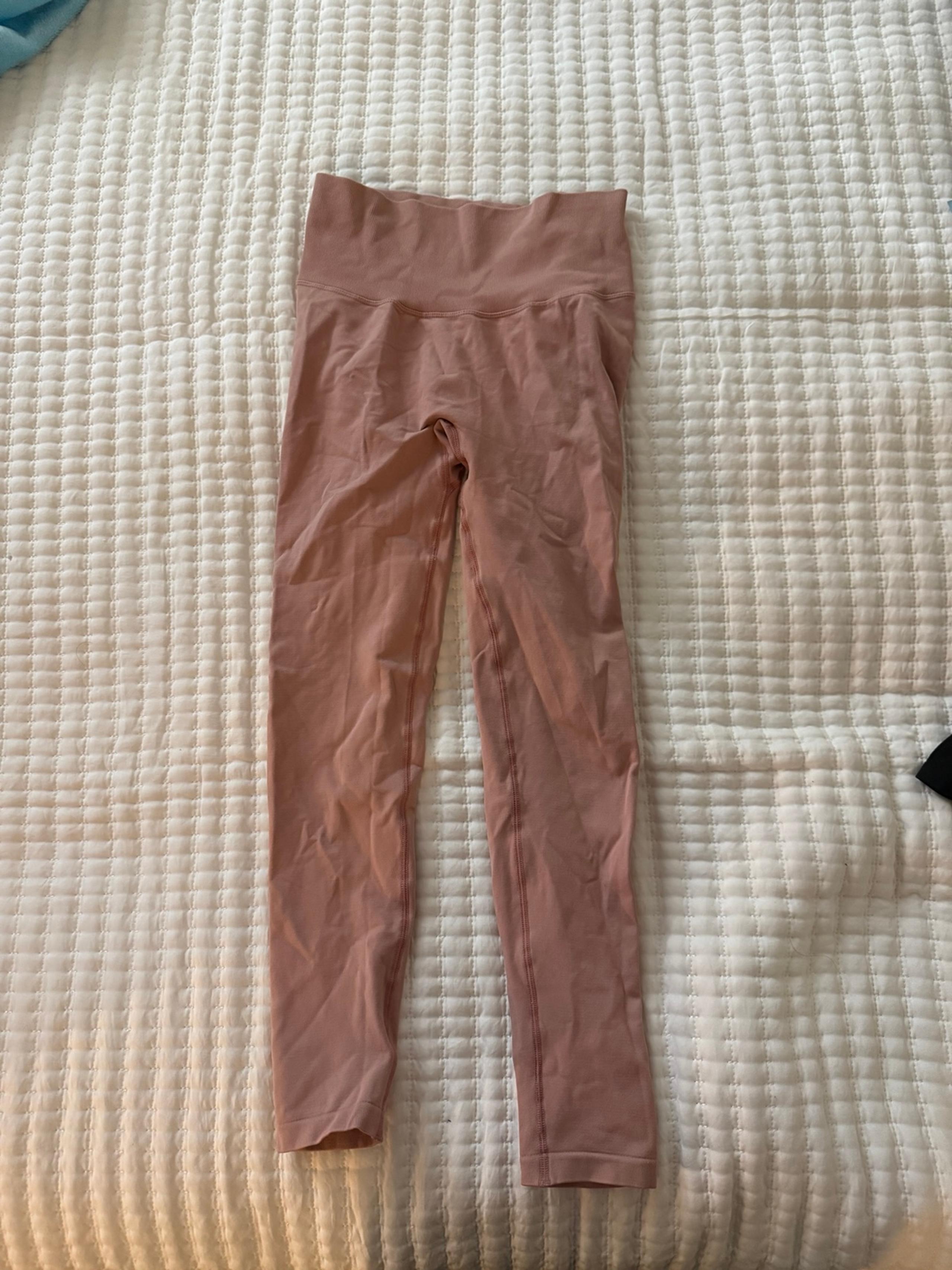 Butt scrunch leggings