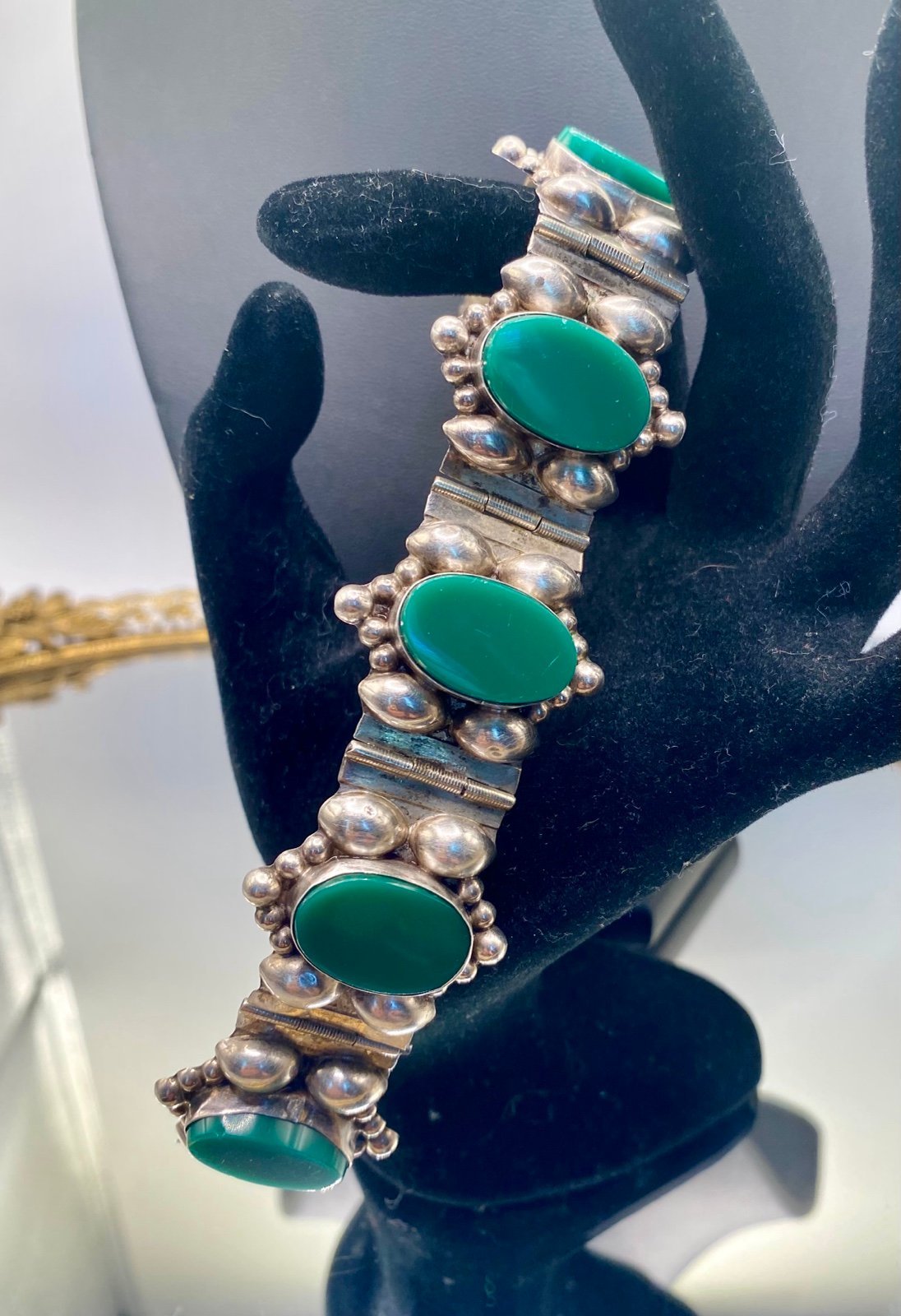Beautiful Taxco Mexico Green Onyx Vintage Sterling Bracelet