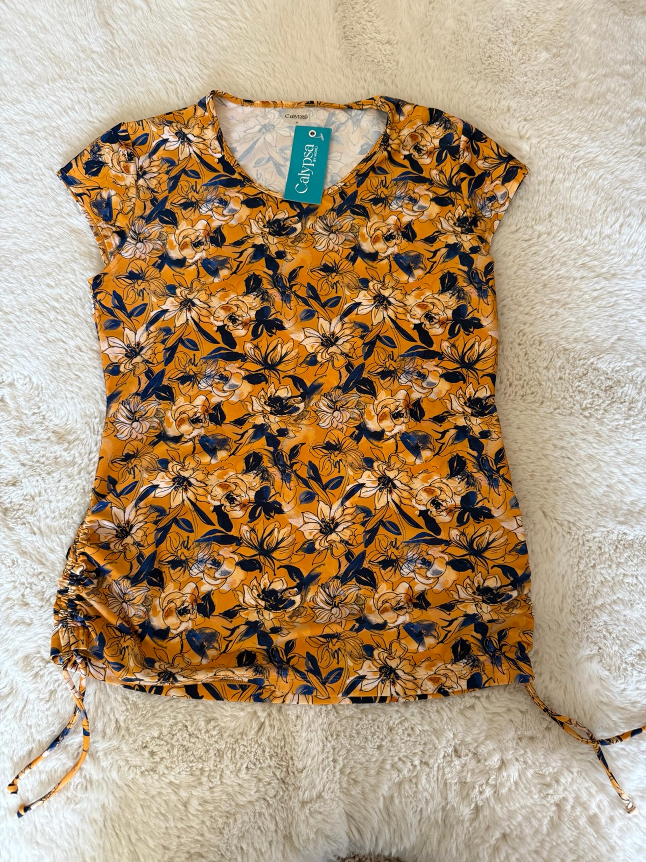 Ladies swim shirt