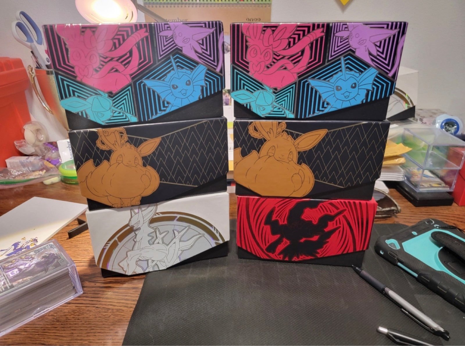 3000 cards & 100 halo mix pokemon Free SHIPPING:)