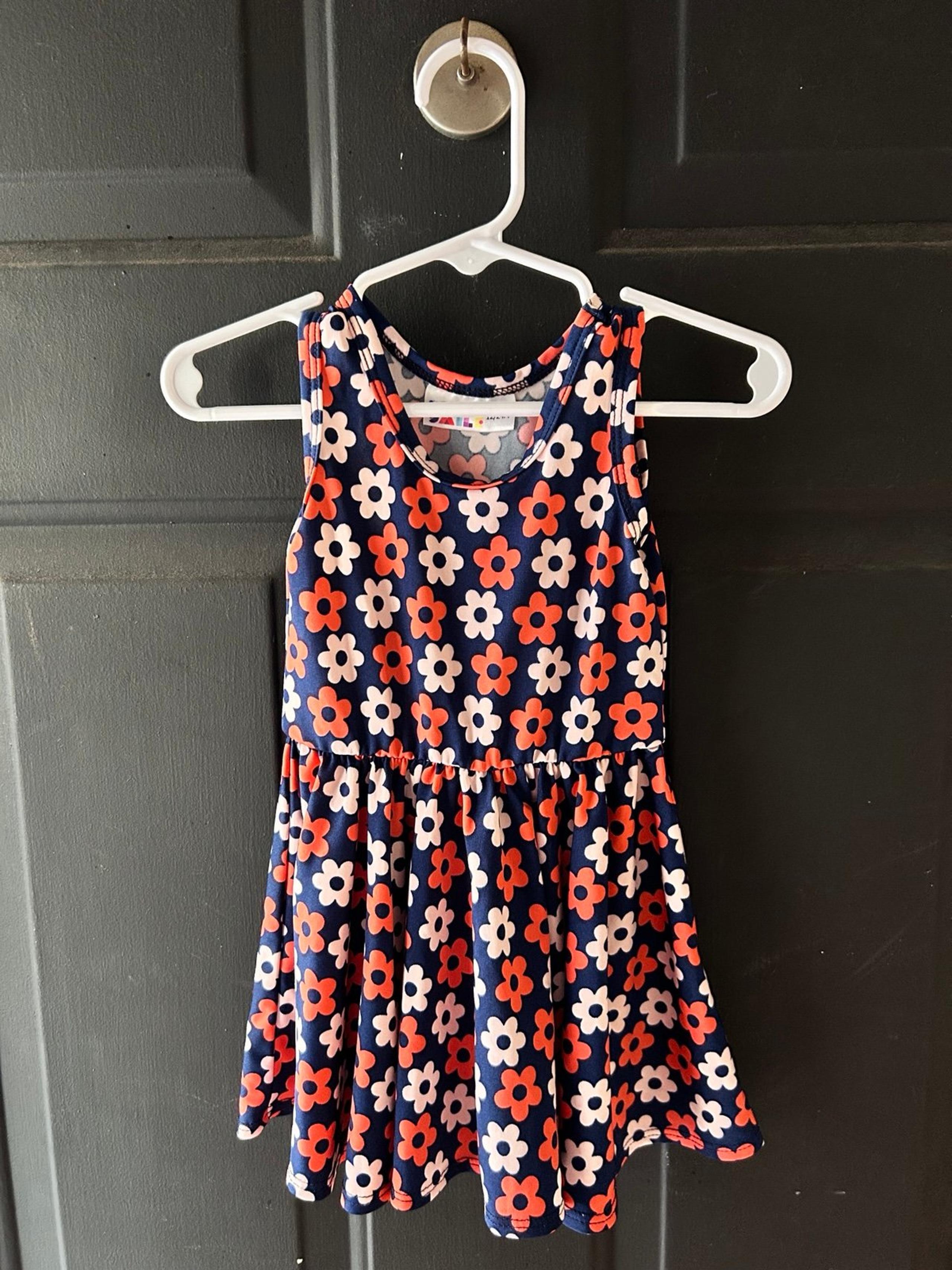 Dot dot smile dress