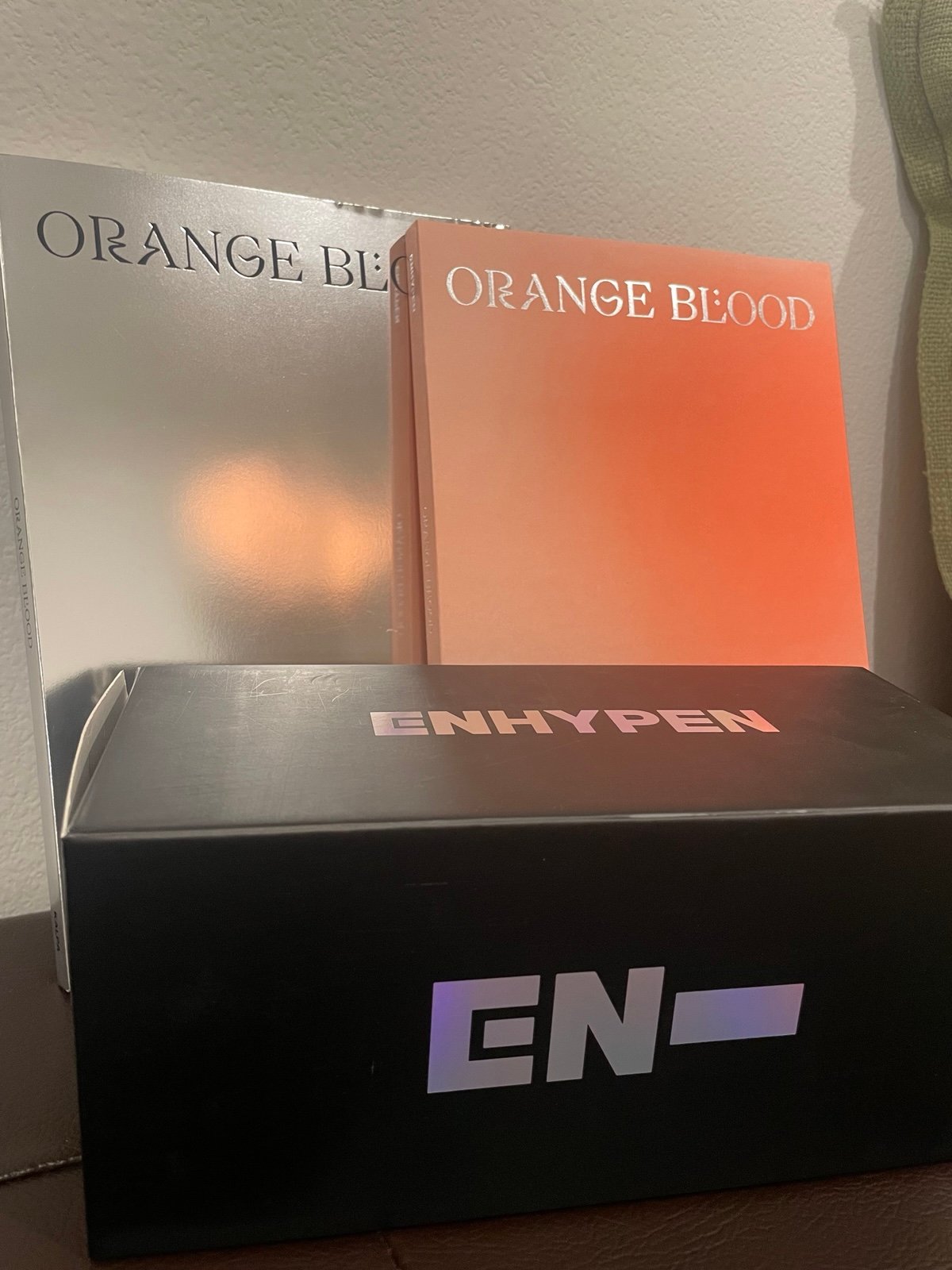 enhypen album bundle with lightstick and photocards