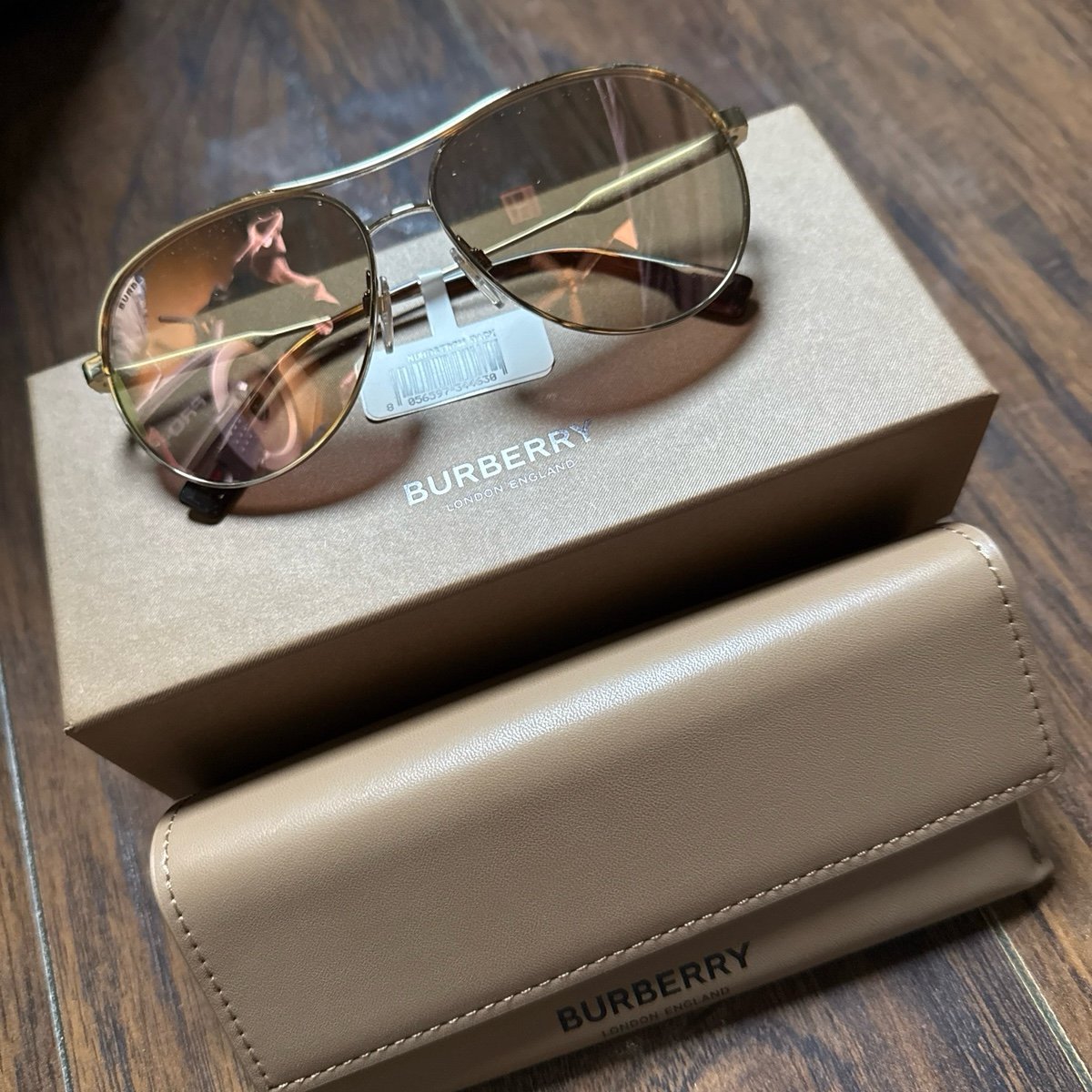 Burberry aviator sunglasses Light Gold / Brown Gradient Lens