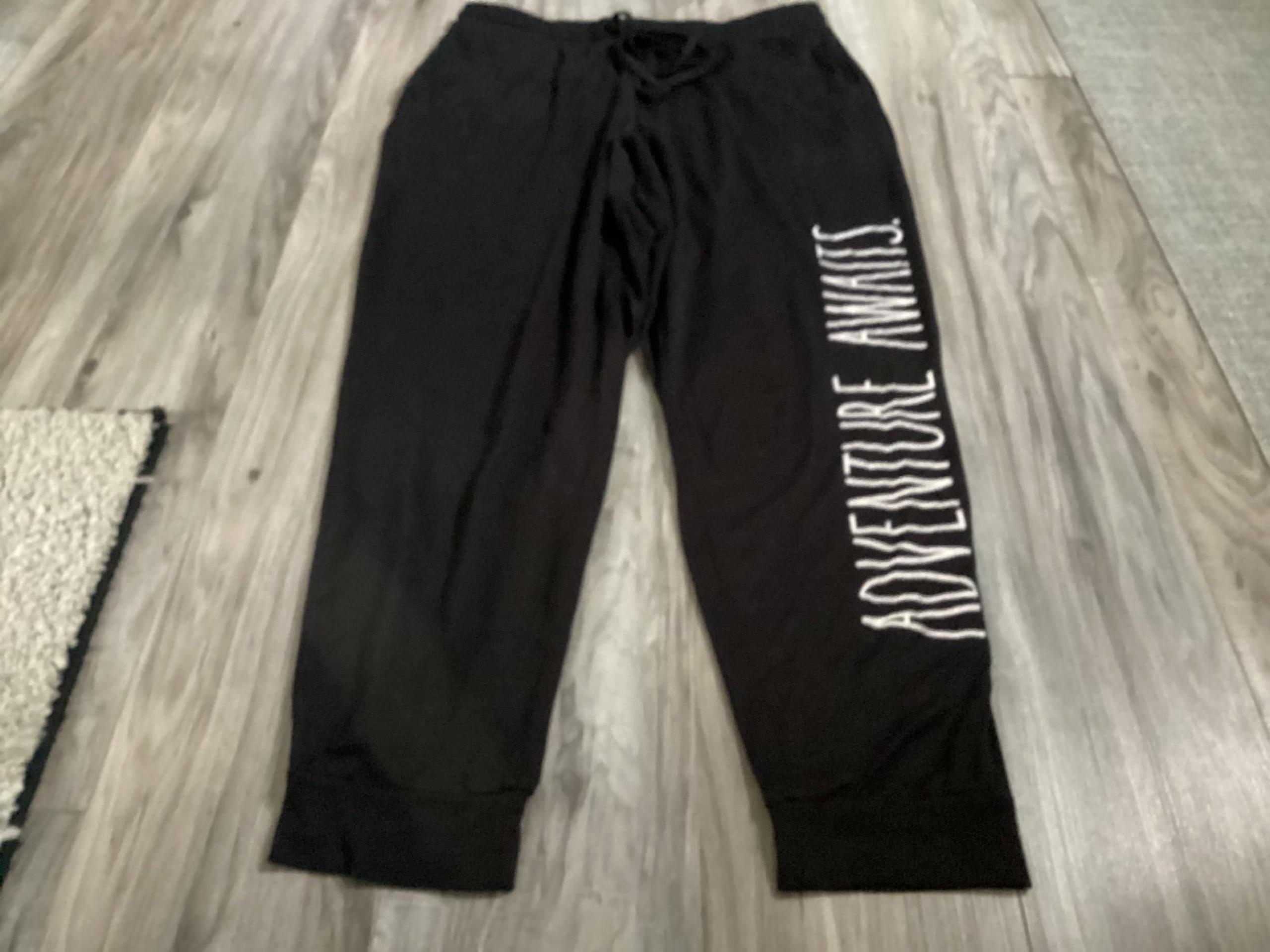 Women’s Rae Dunn pj/lounge pants size M EXCELLENT CONDITION