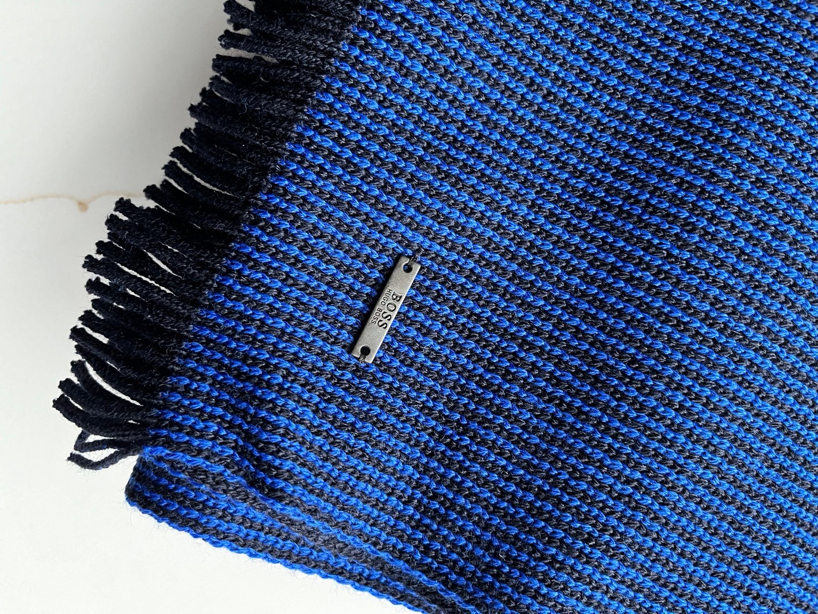 Hugo Boss men’s scarf