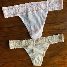 2 NWOT Commando Kitty Lace Thongs OS