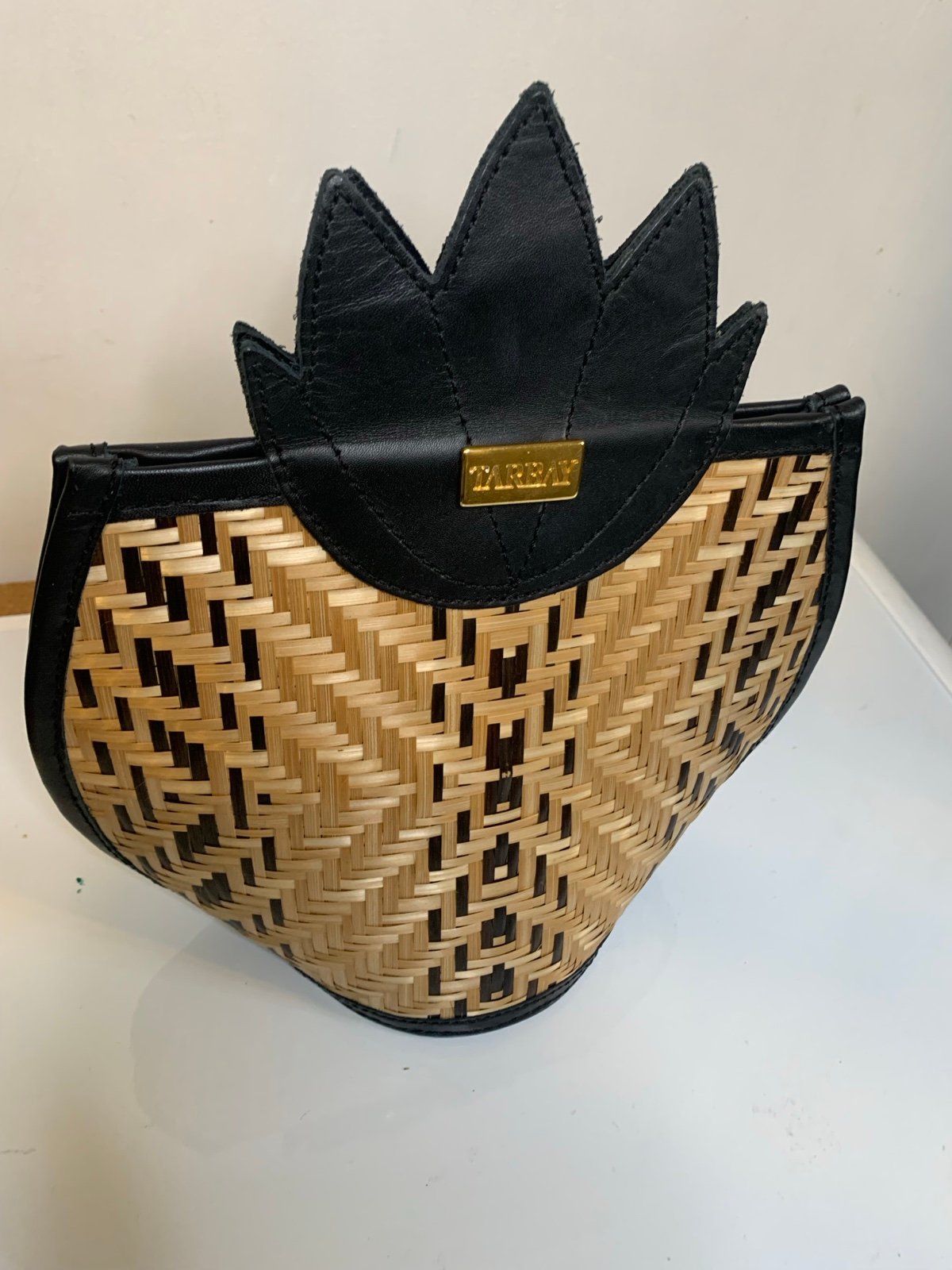 Tarbay straw bag leather pineapple shape