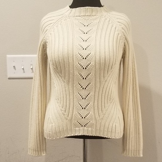 Callan Country Collection cable knit cream wool blend sweater size Medium