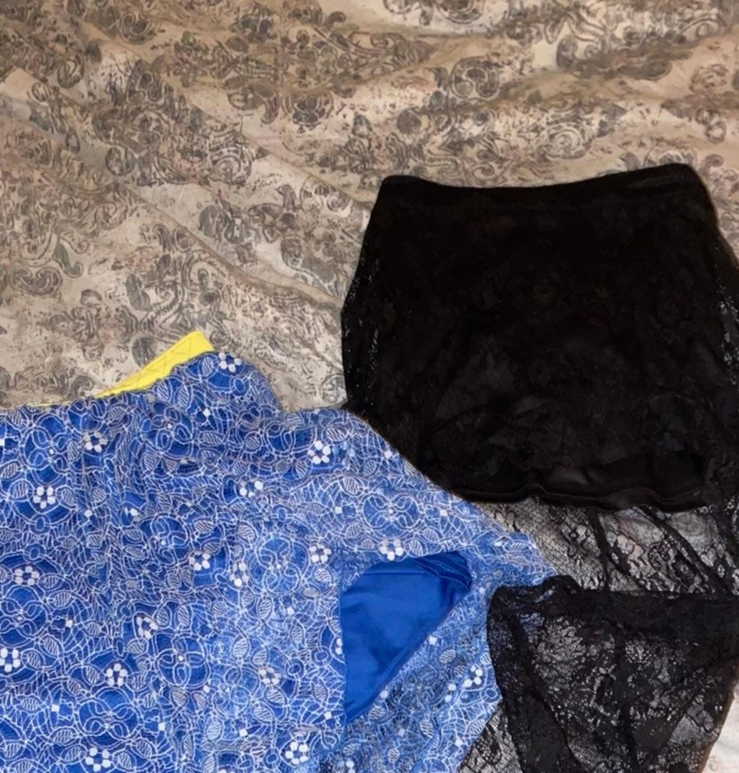 lot: two lace layered skirts