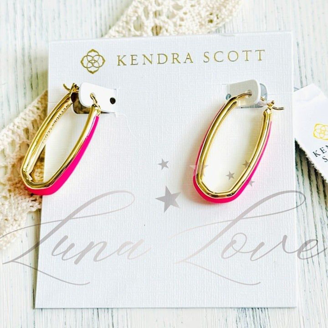 KENDRA SCOTT Kelsey Gold Hoop Earrings in Pink Enamel NWT