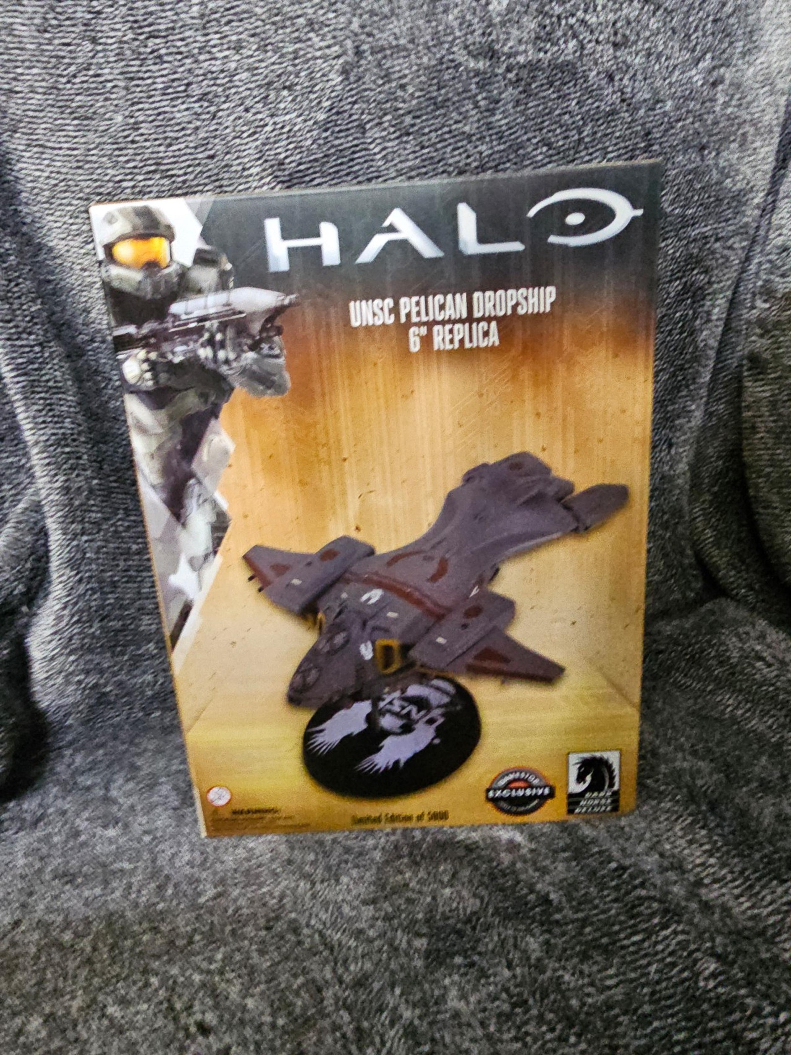 Dark Horse Halo Pelican
