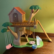 Calico Critters treehouse