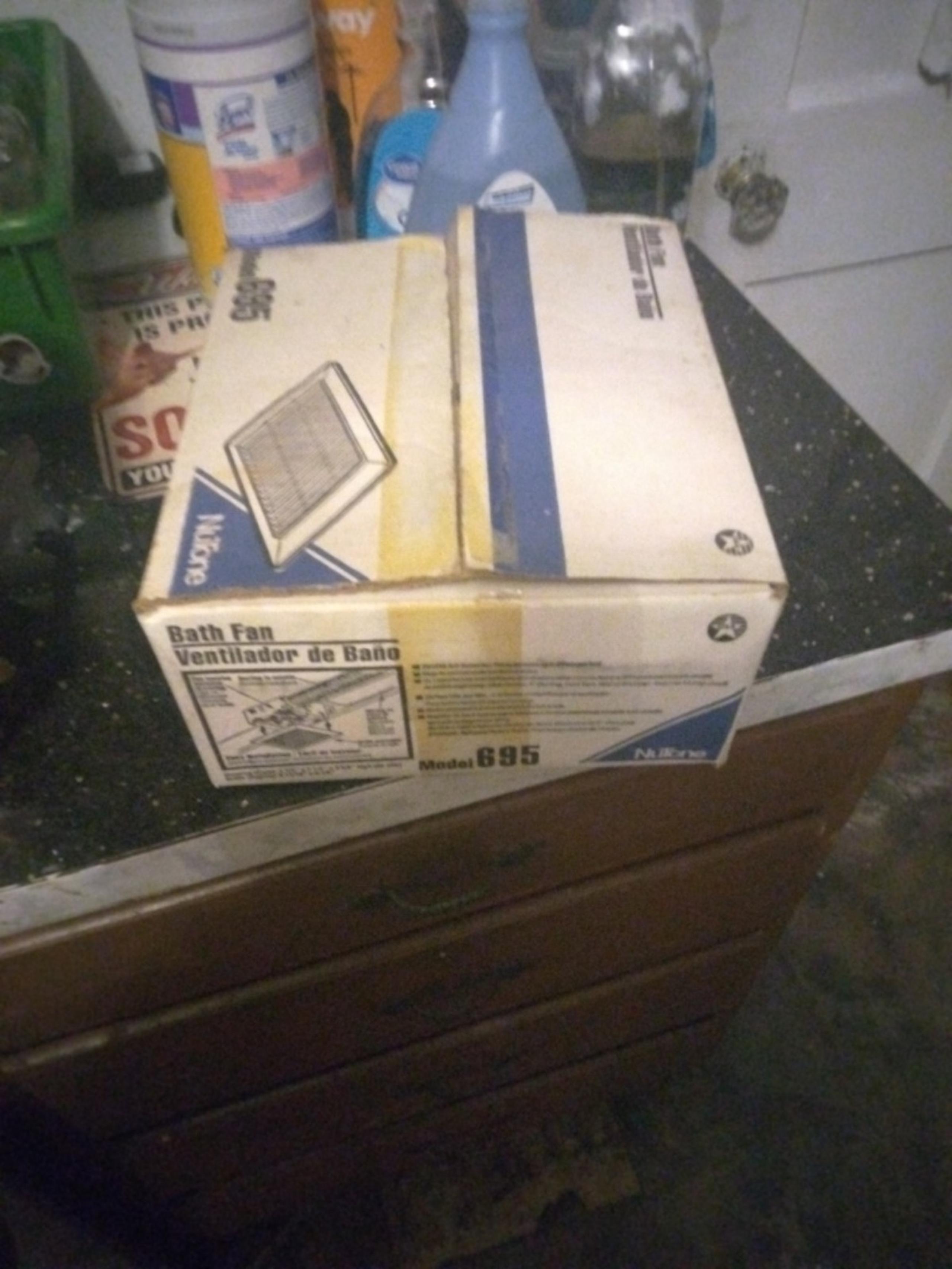 Bathroom exhaust fan