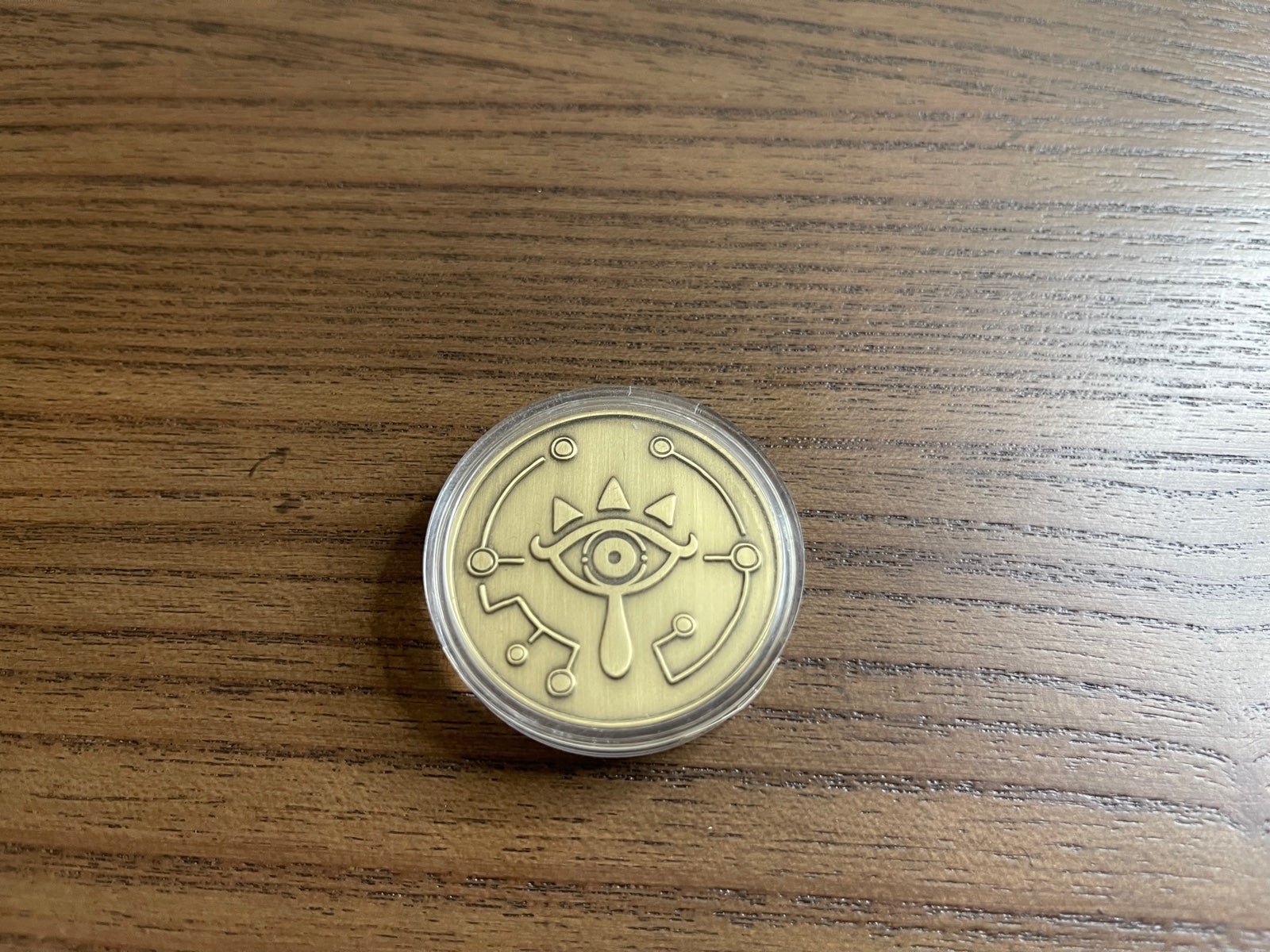 legend of zelda breath of the wild special edition coin (preorder bonus)