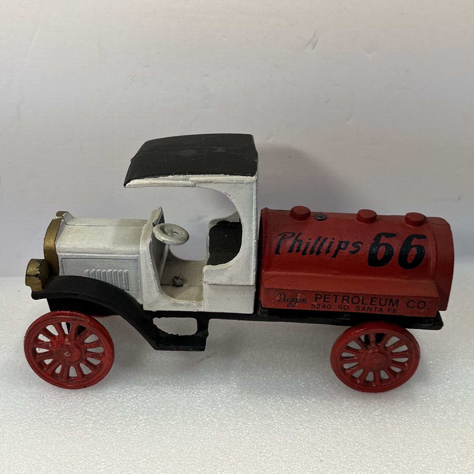 Vintage Collectible Duggan Petroleum Co Santa Fe Oil Cast Iron Phillips 66 Truck