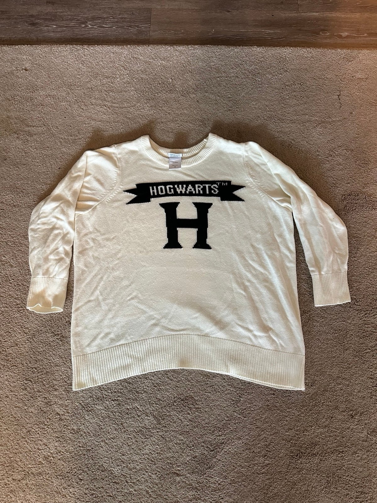 Torrid Hogwarts Harry Potter Sweater Size 3 Ivory White