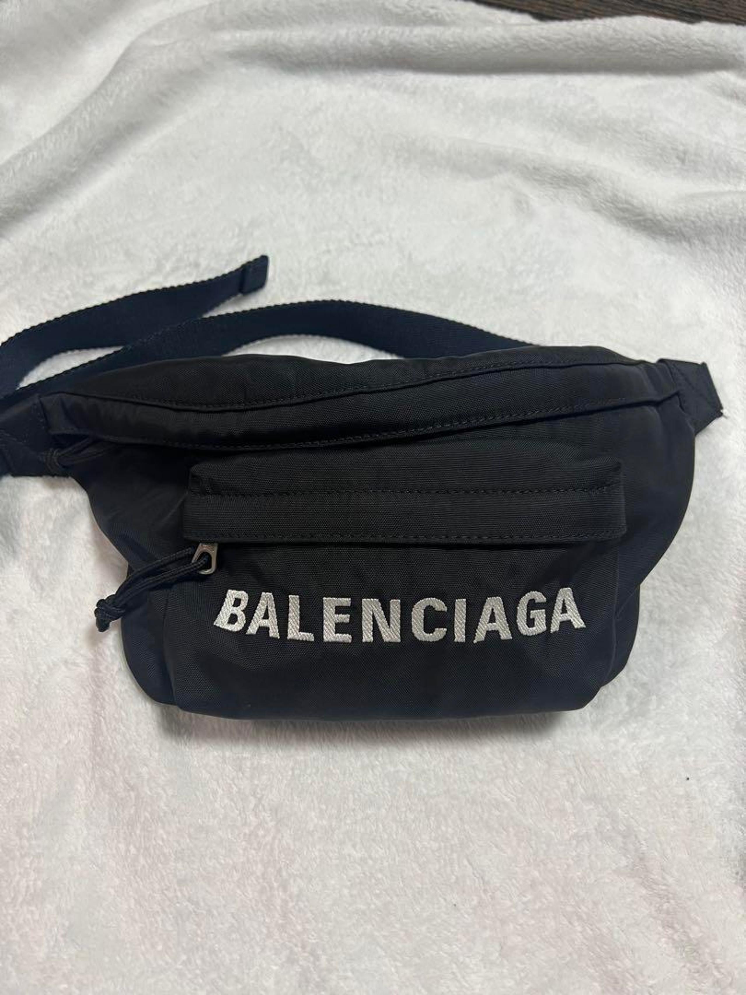 BALENCIAGA Black Body Bag