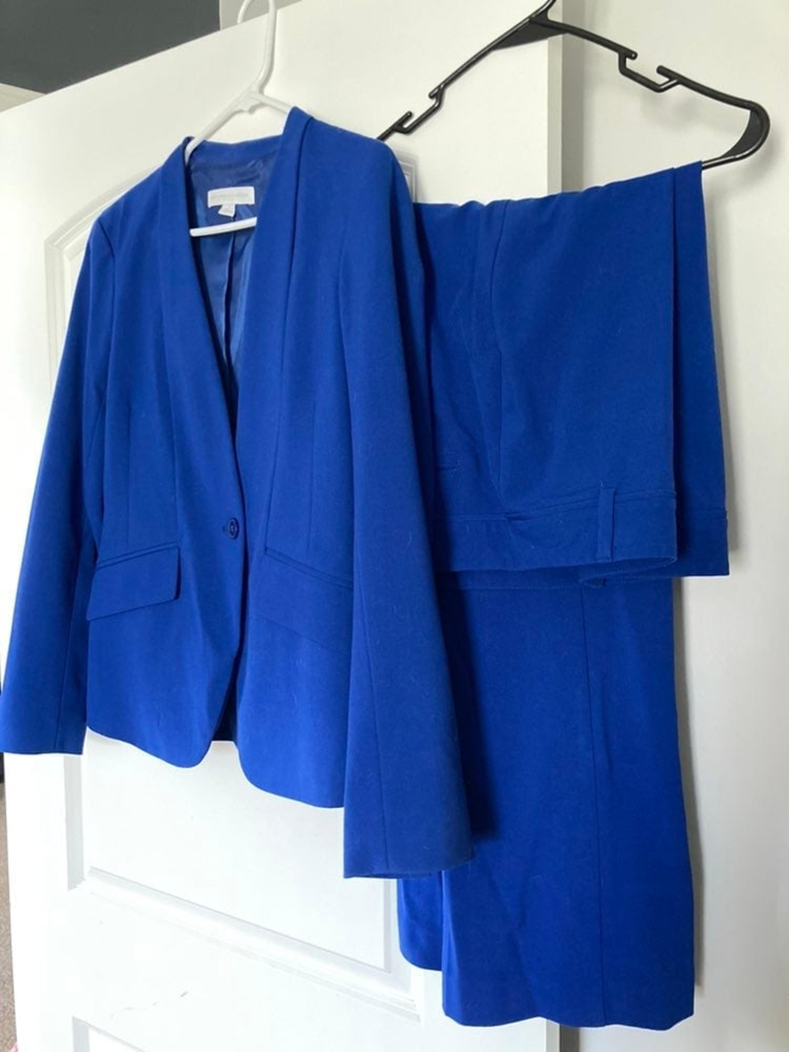 New York and Company womens pant suit - royal blue