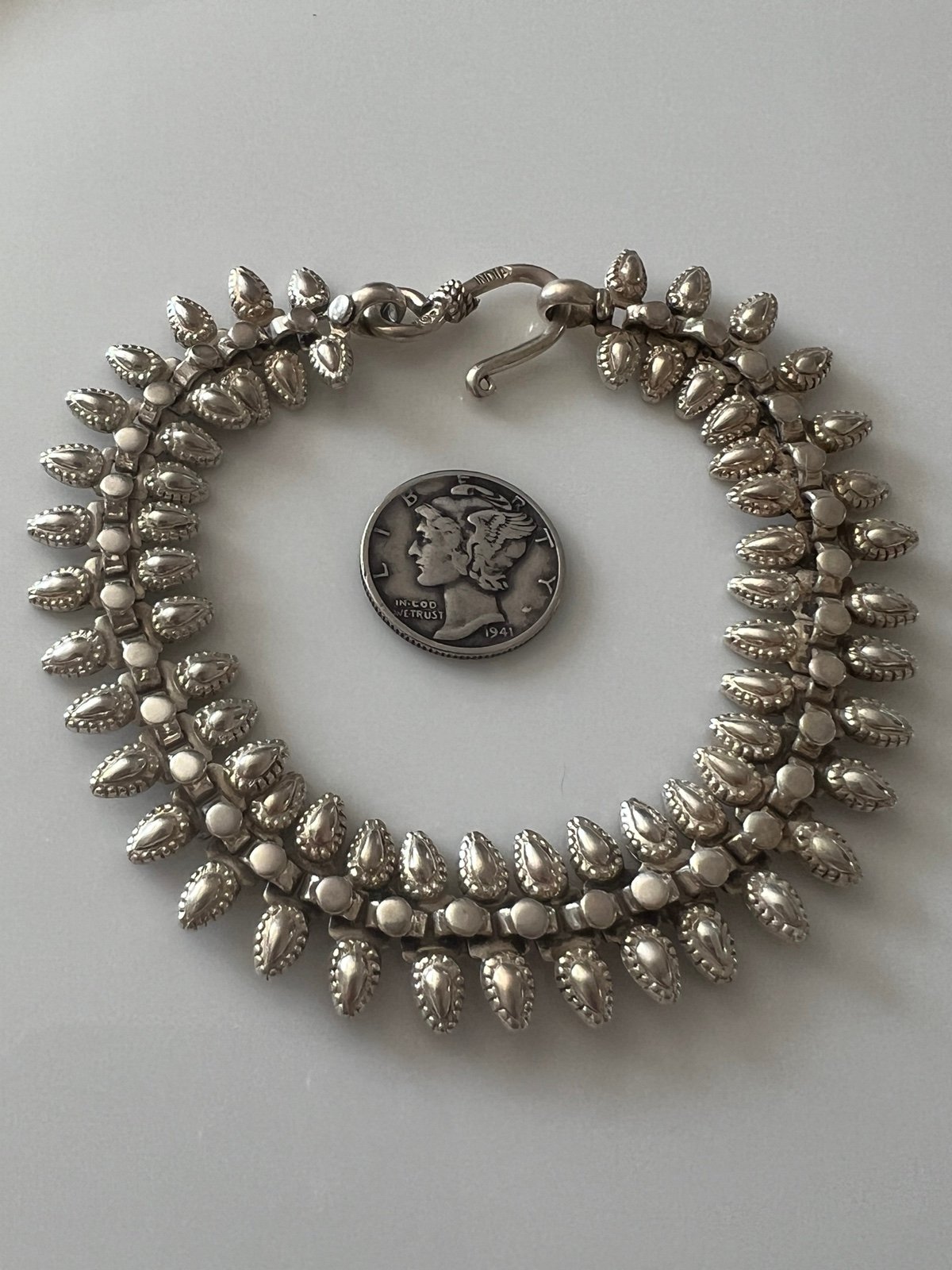 Stelring Silver Bracelet