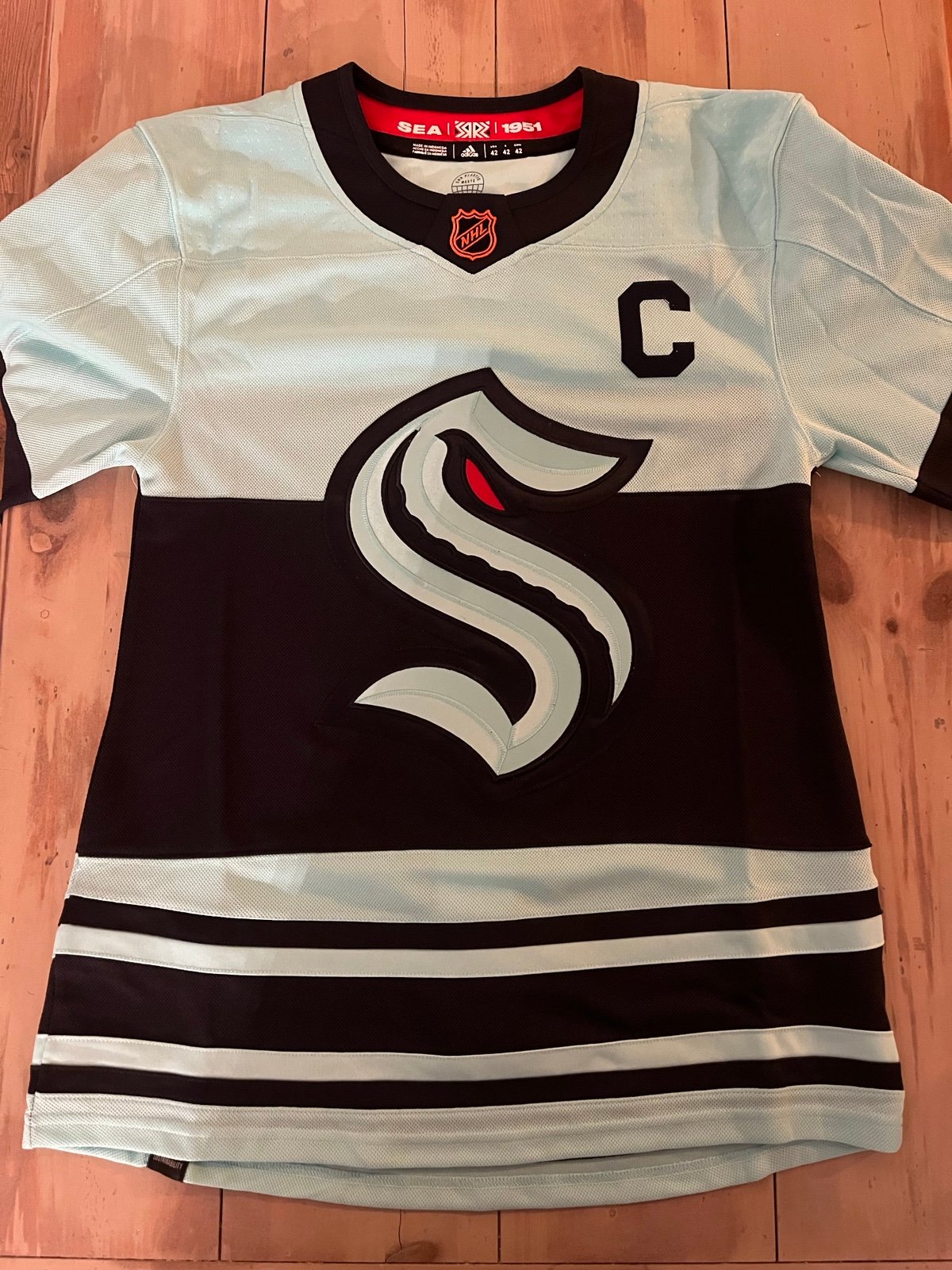 Adidas Seattle Kraken Mark Giordano #5 Reverse Retro Jersey H52325 Sz 42 NWT OBO