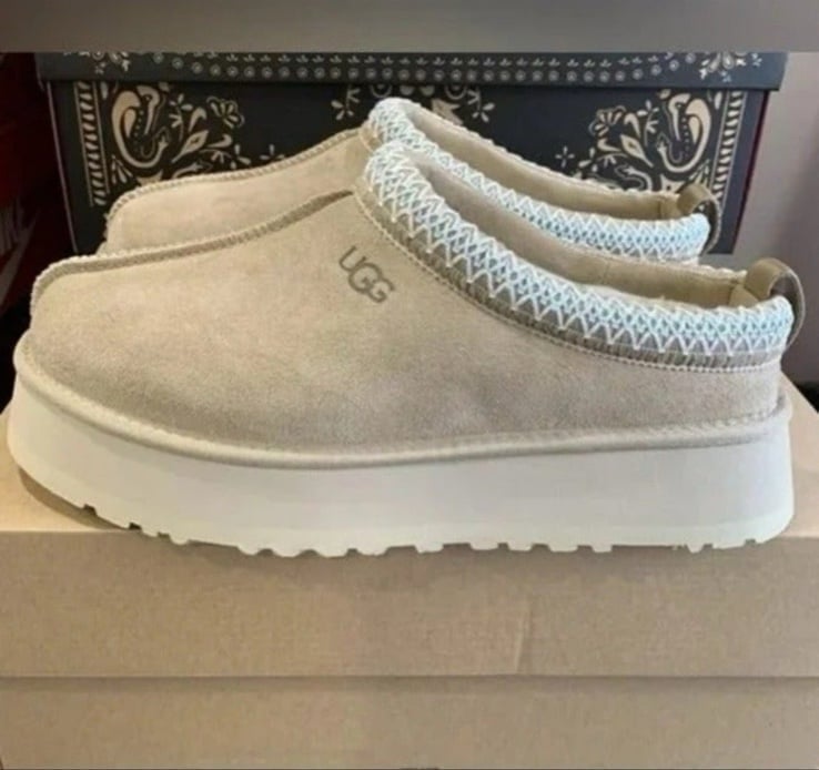 Uggs Tazz Sand