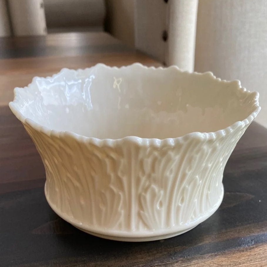 Lenox Porcelain Embossed Woodland Pattern Small Candy/Nut Bowl USA