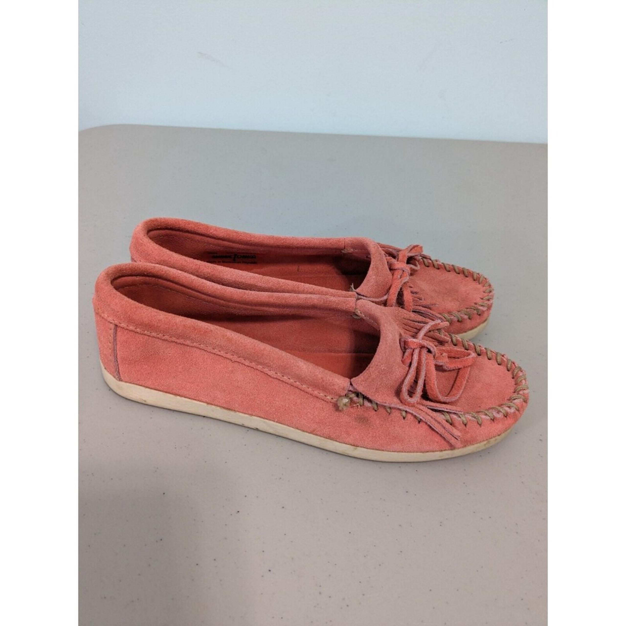 Minnetonka Slip On Moccasin Driving Loafers Women’s 6.5 Orange Suede