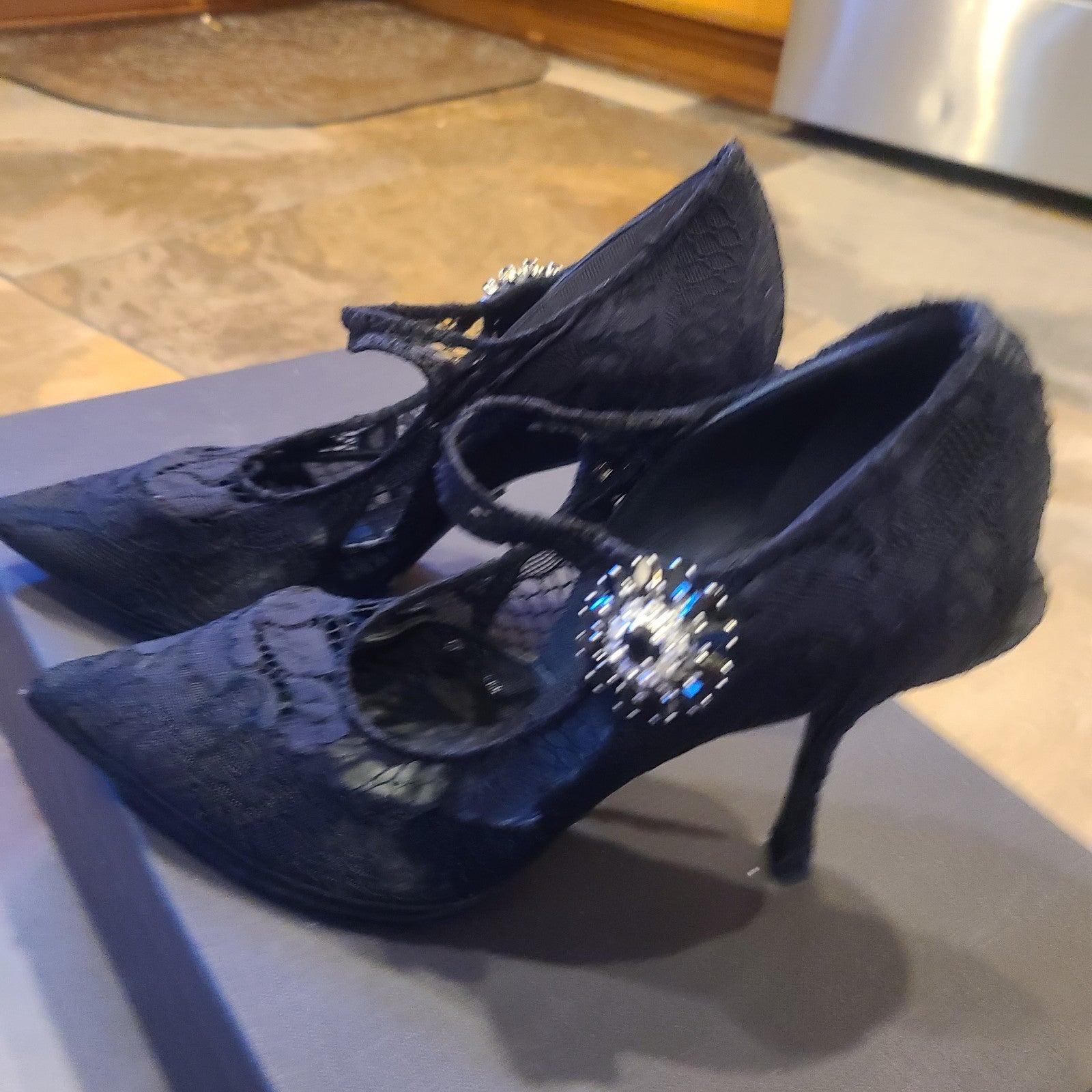 パンプス Dolce & Gabbana Midnight Blue Lace Pumps Pump In Taormina Lace With Crystals - Women | Dolce&Gabbana