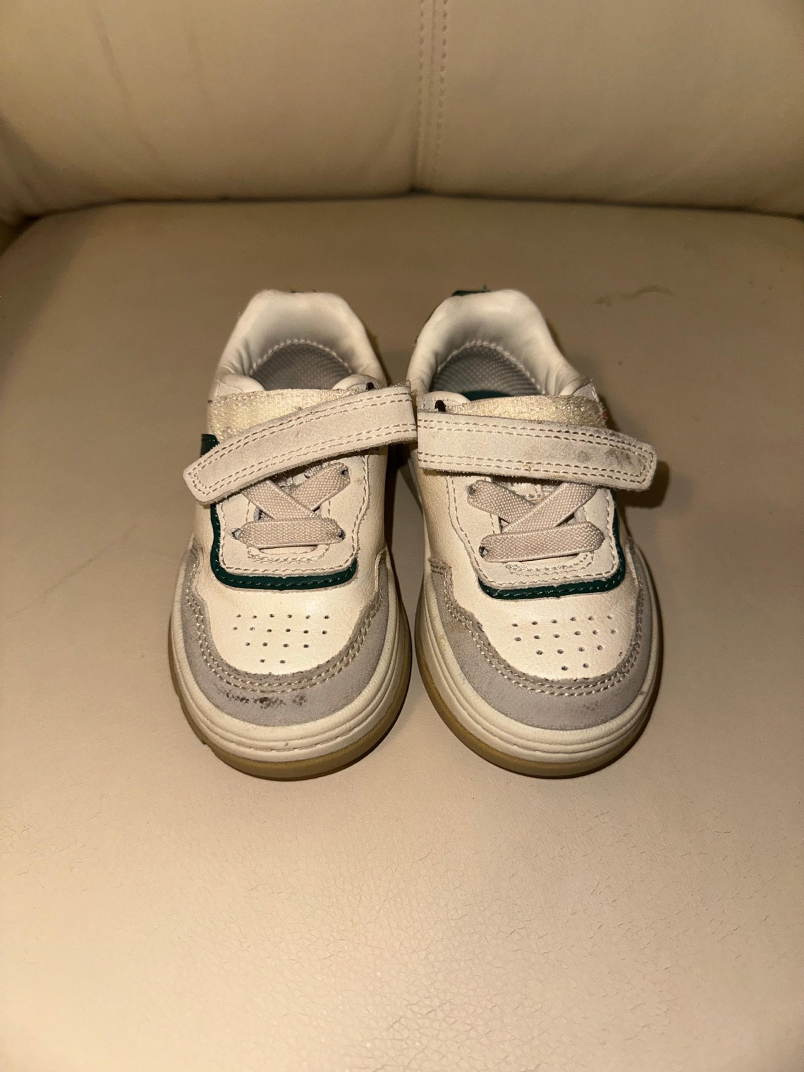 OshKosh B’gosh Dipa Toddler Sneakers Size 5 | Velcro Shoes for Boys or Girls