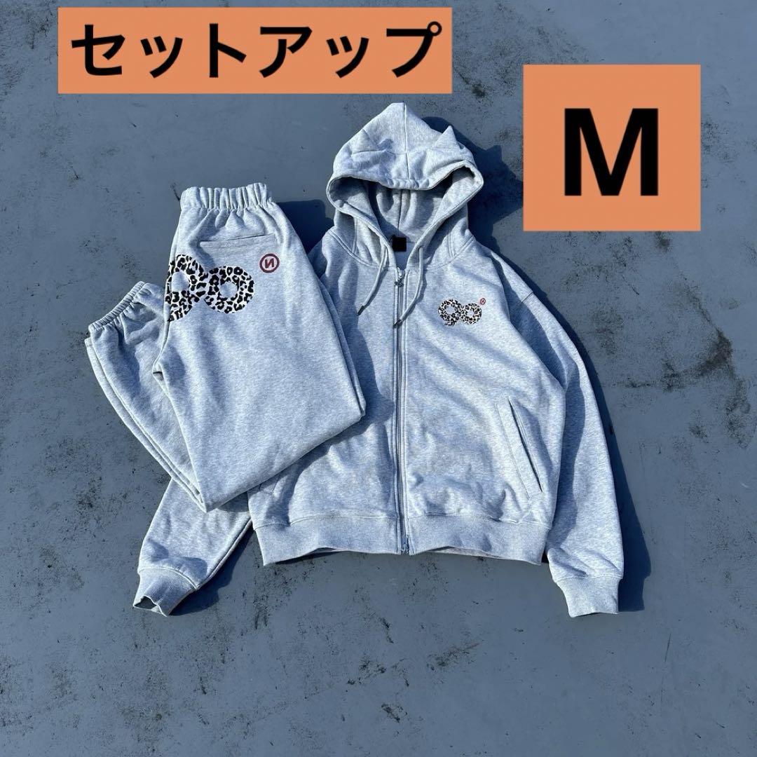 90 Logo Cat Ear Zip Hoodie Set in Size M