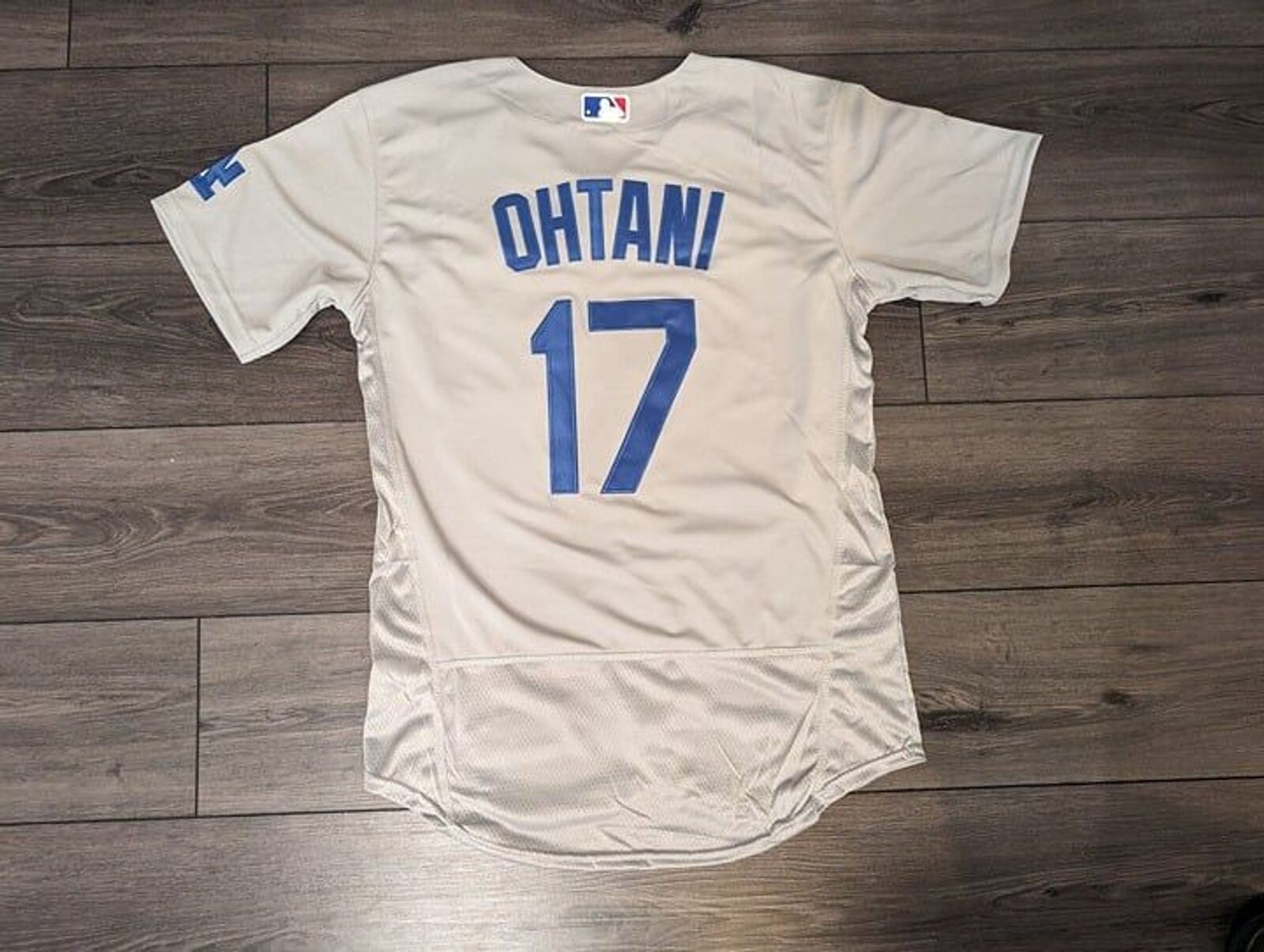 Shohei Ohtani #17 Los Angeles Dodgers Grey Baseball Jersey Men's XL