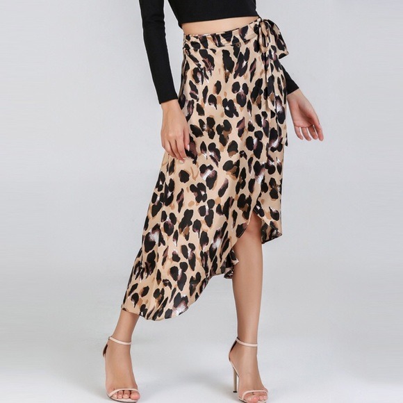 Leopard Printed Midi Tie Wrap Around Skirt