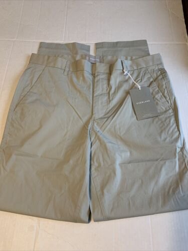 NWT Everlane Men's Stone Gray Air Chino Stretch Lightweight Pants 32x30 -T77