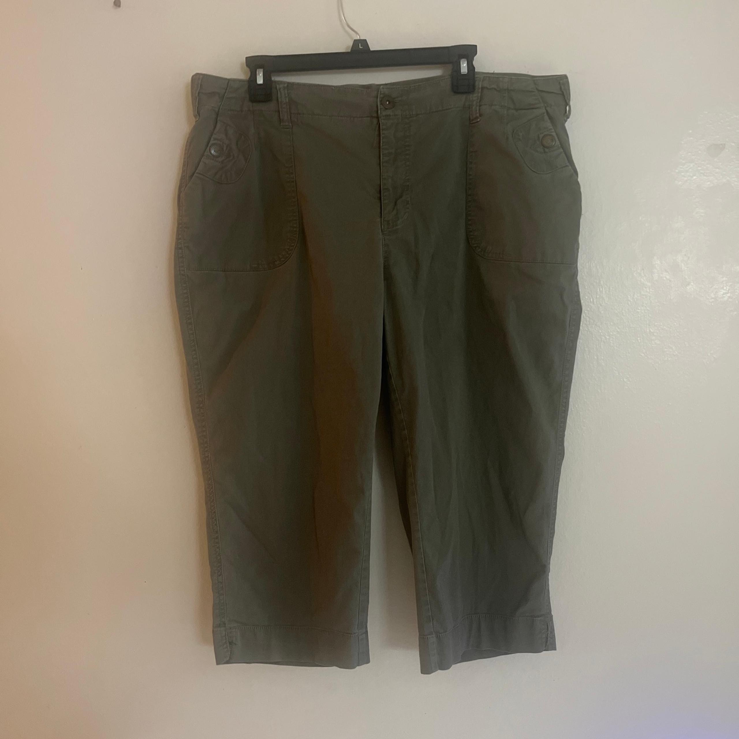 Avenue Womens Pants Cropped Capri Pants ChinoArmy Green Size 16 *READ*