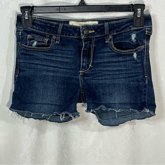 Abercrombie & Fitch Customized Distressed Shorts Size 27/4